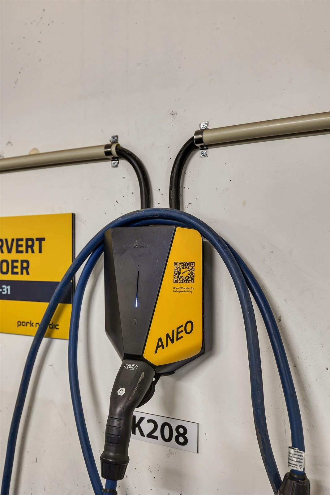 Kostnad for EL-lading er opplyst å være kr. 299 pr mnd + forbruk. Galleribilde