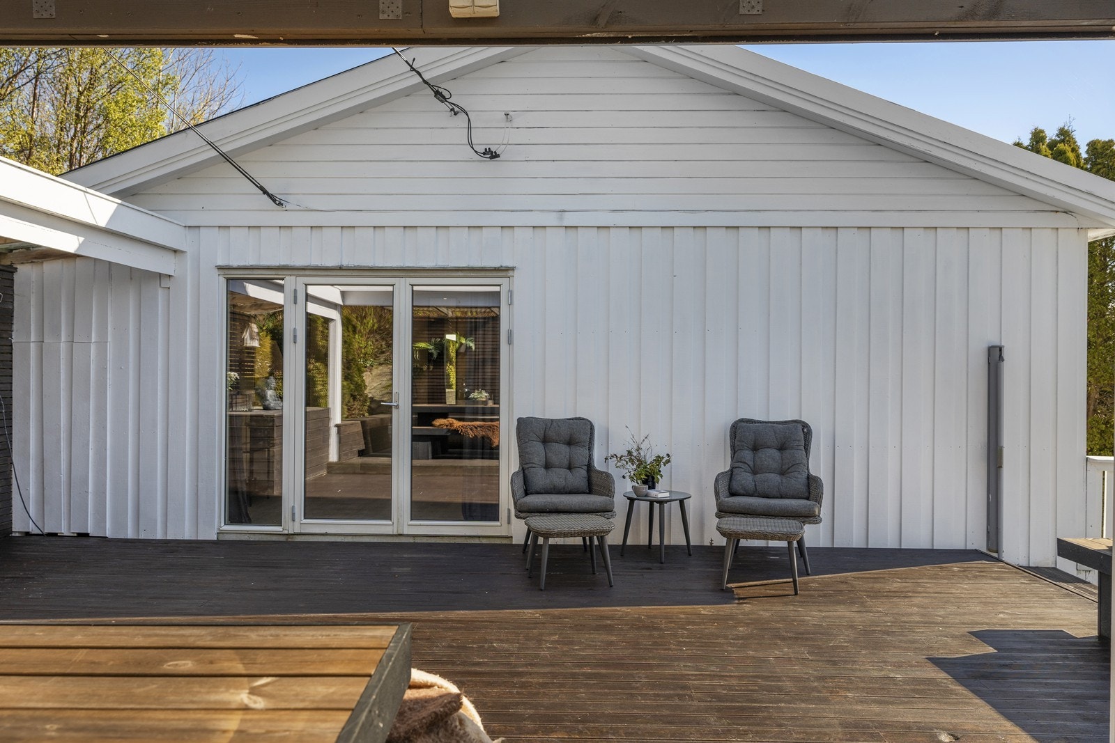 - Flott og lun terrasse bygget i 2015 - Galleribilde