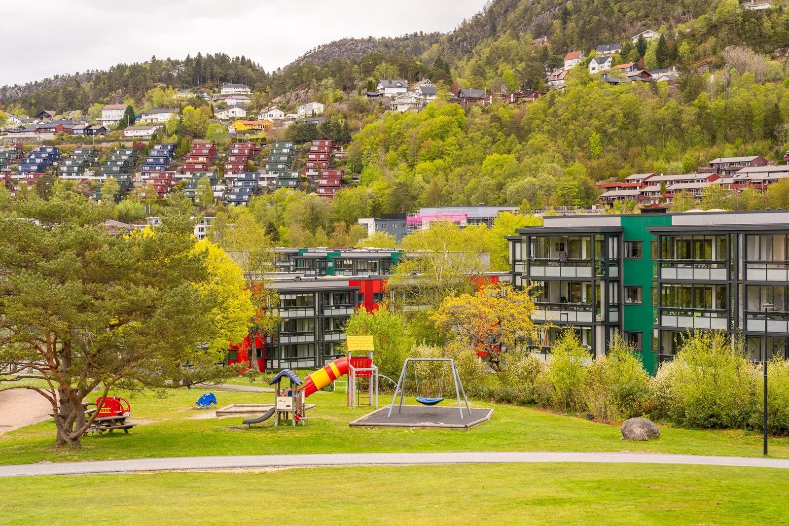 Her bor man svært sentralt til i Fyllingsdalen med 5 min gange til bybane og Oasen senter. Galleribilde