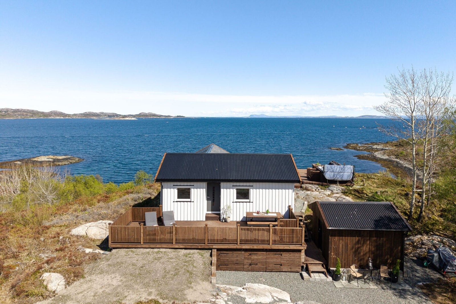 Eiendommen har optimale sol- og utsiktsforhold! Galleribilde
