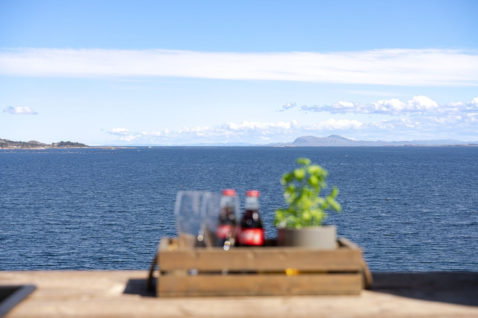 Her kan man se sola gå ned i havet Galleribilde