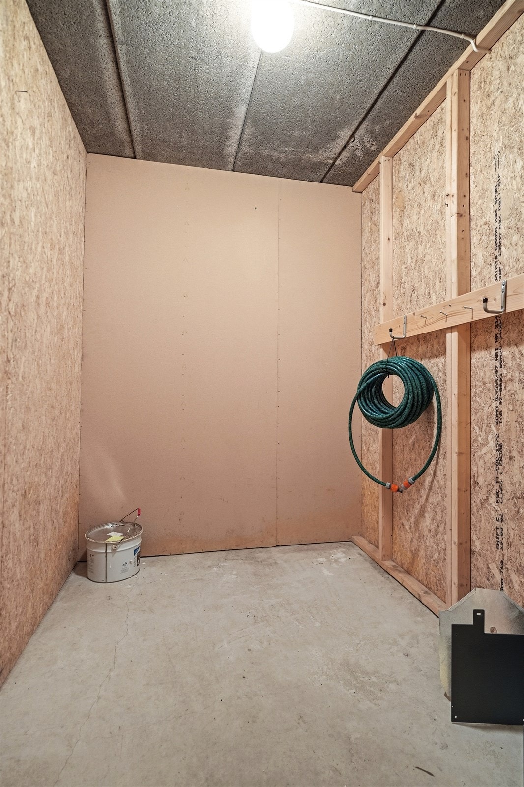 Leiligheten disponerer en ekstern bod på 4 m² i kjelleren. Galleribilde
