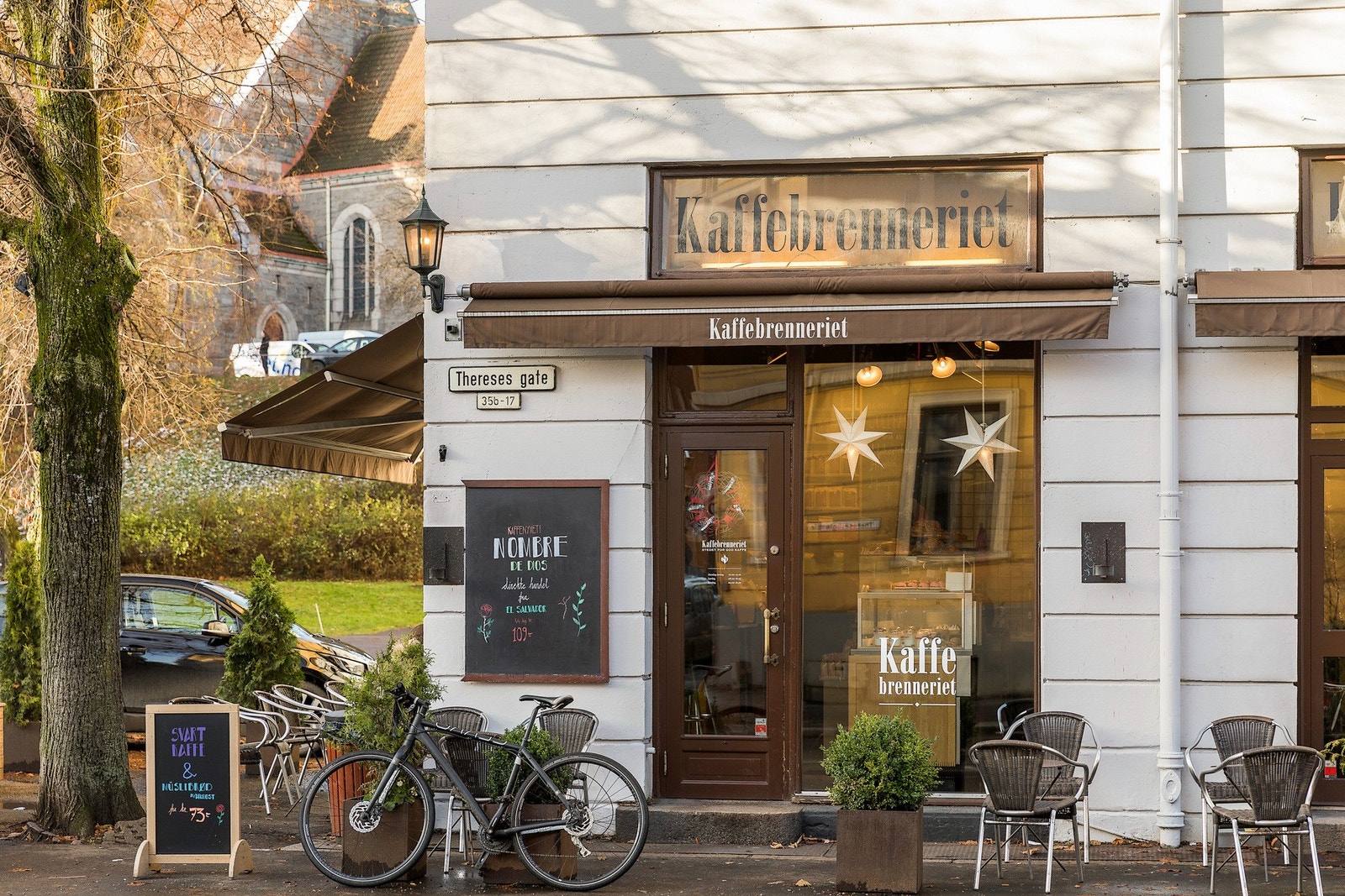Du finner bl.a. Kaffebrenneriet her. Galleribilde