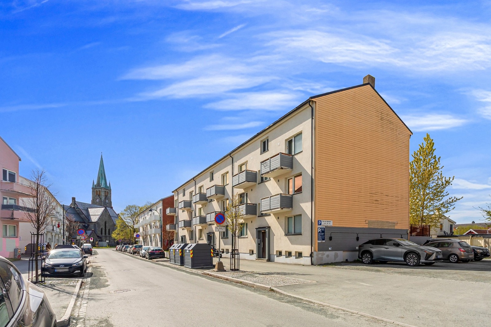 Fra eiendommen er det kort avstand til Trondheim sentrum, studiesteder og flotte turmuligheter langs Ladestien. Galleribilde