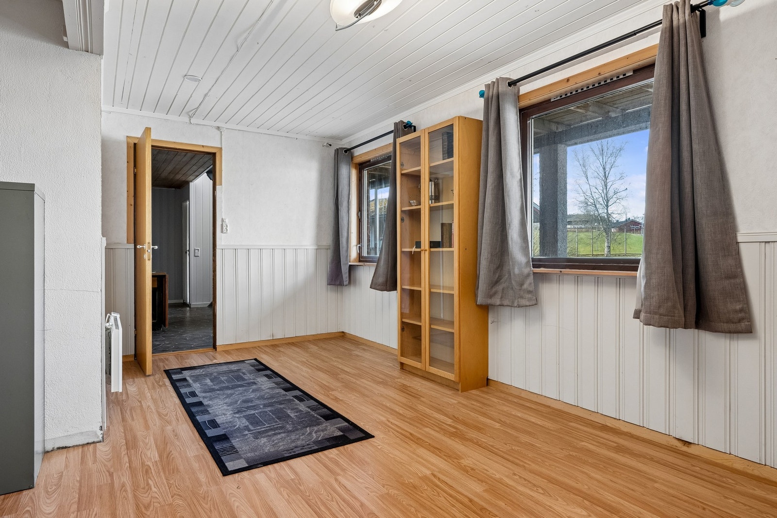 Rom godkjent som hobbyrom i sokkelplan. Galleribilde