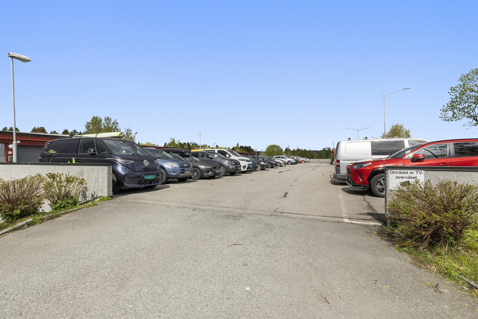 Nordensvei Borettslag disponerer parkeringsplasser for beboerne. Galleribilde