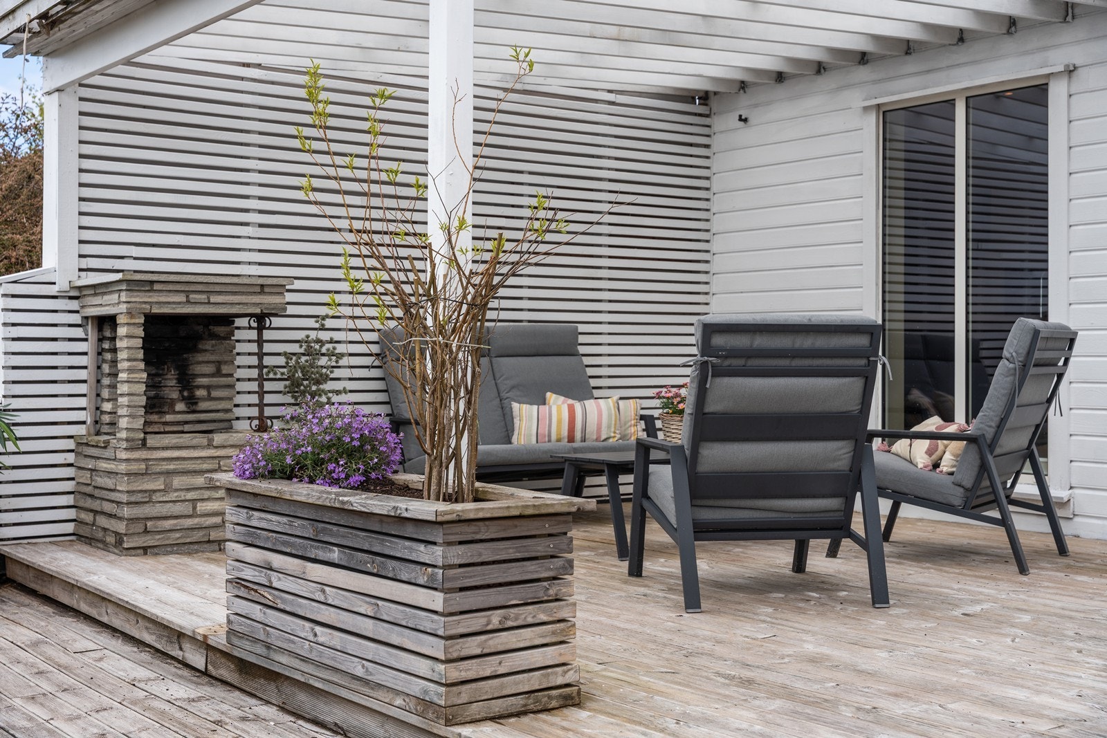 - Deler av terrasse med overbygg - Galleribilde