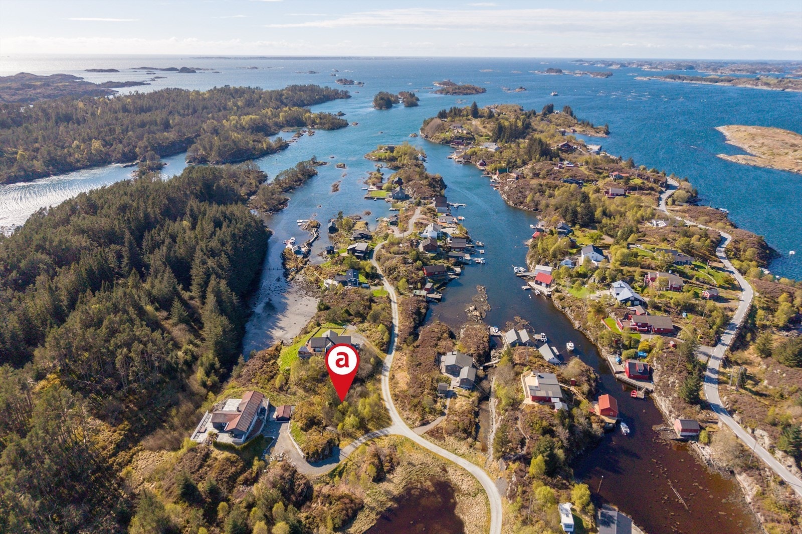 Her ser man hyttetomten. Virker lett og opparbeide. Galleribilde