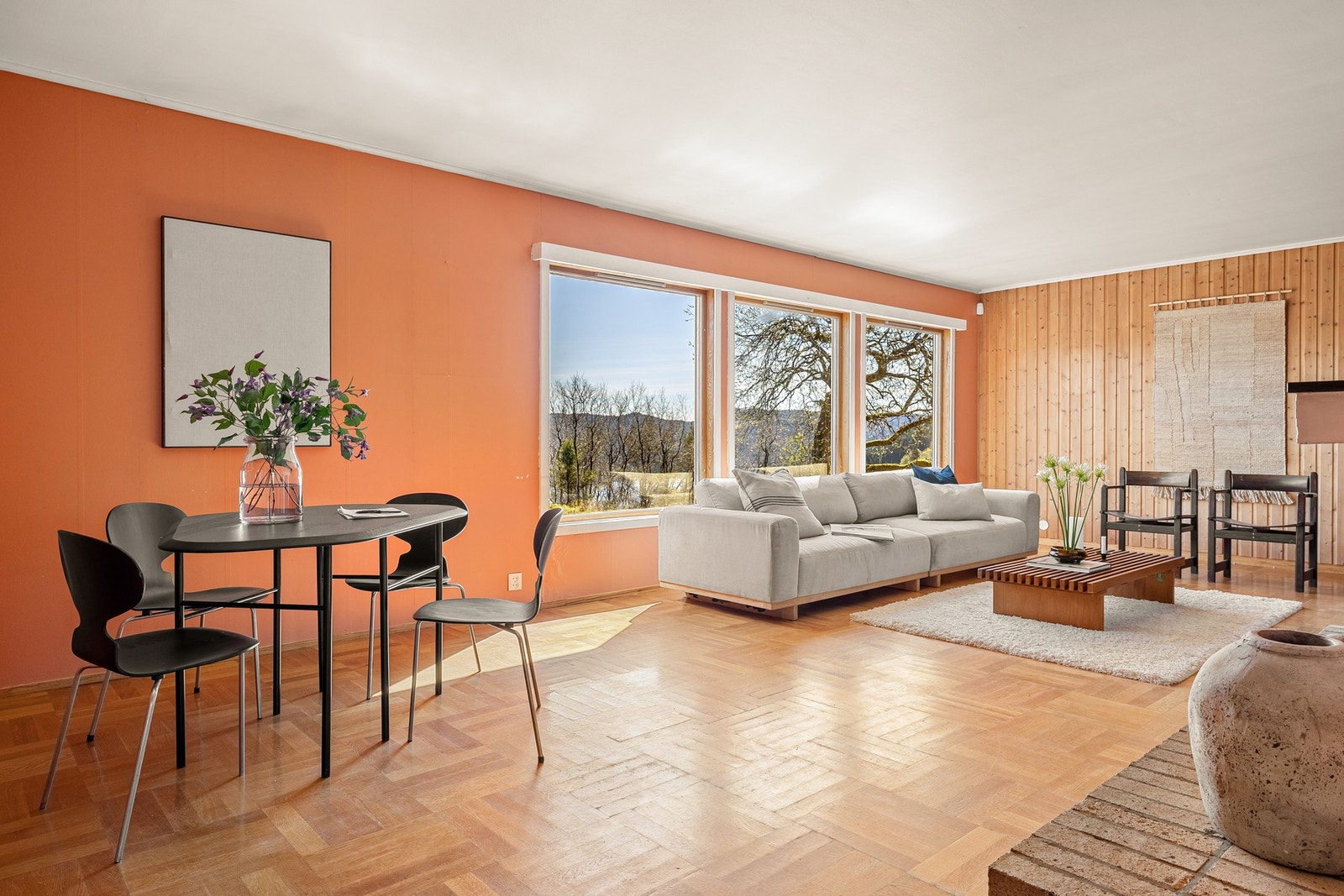 Legg merke til det stilige gulvet. Galleribilde