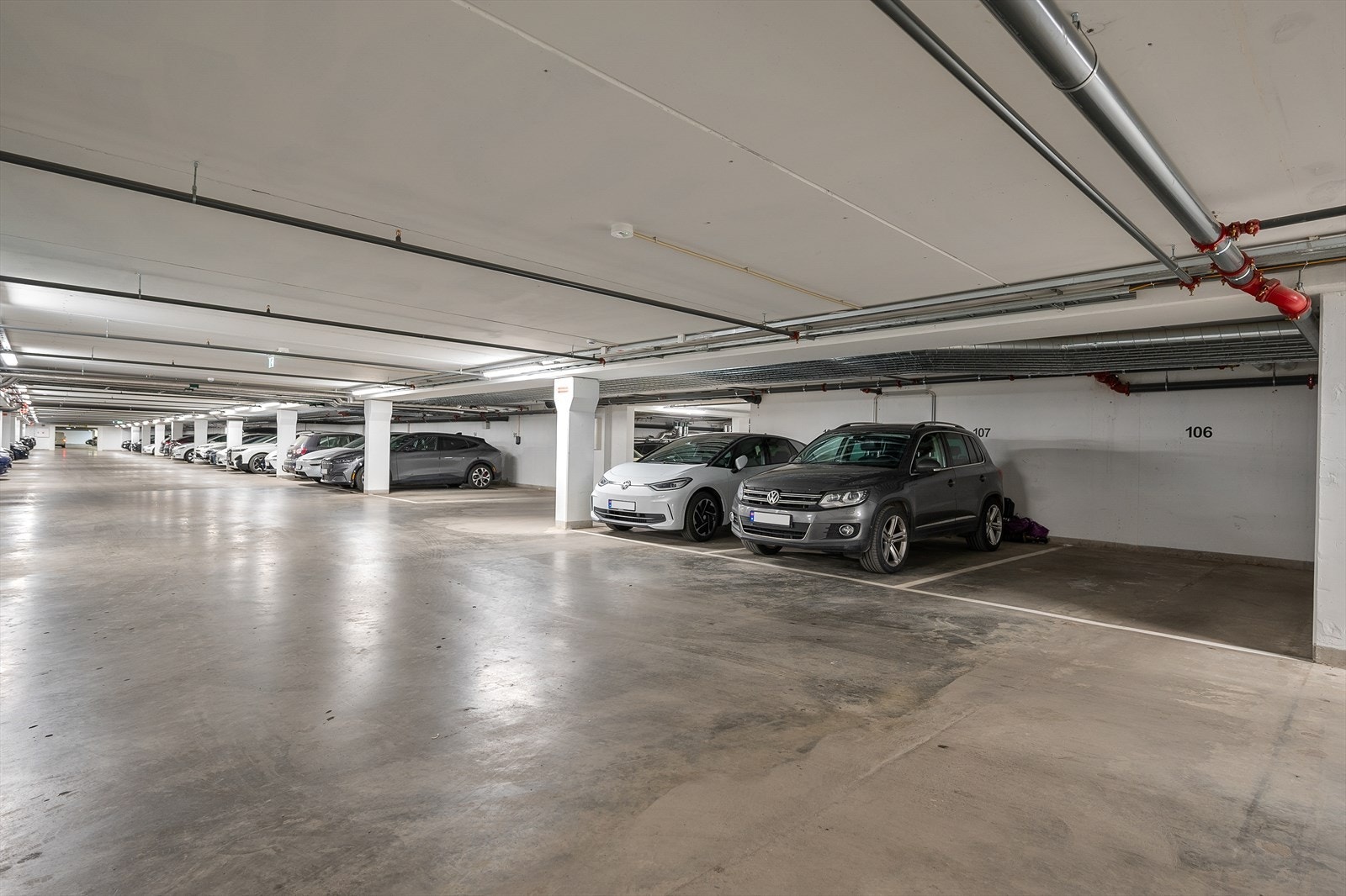 Mulighet for kjøp av P-plass med lader. Galleribilde