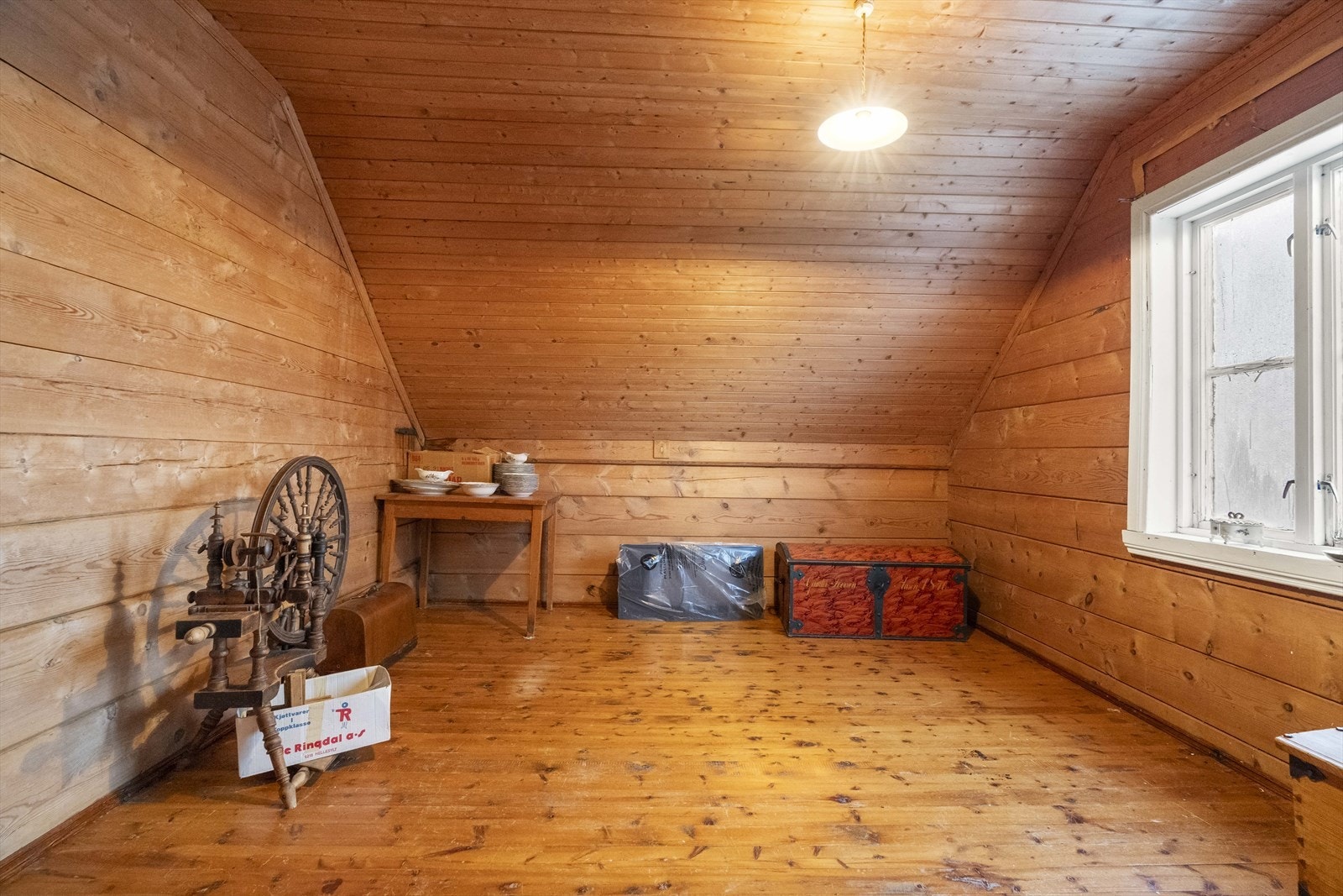 Soverom på loft Galleribilde