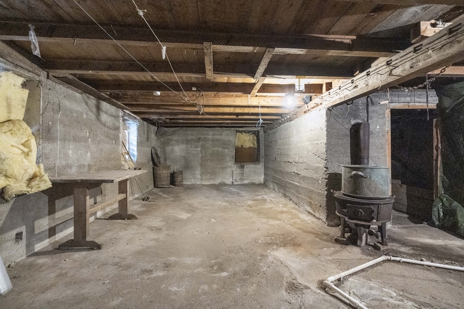 Grovkjellar under hovudhuset Galleribilde