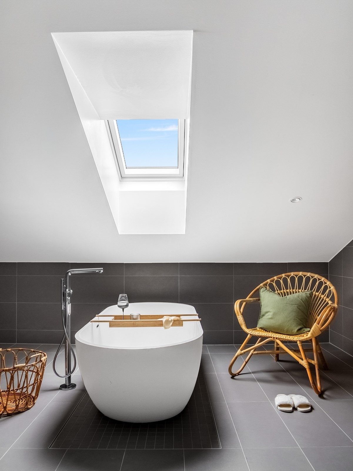 Dette badet passer perfekt både for en travel familiehverdag og rolige avslappende stunder. Galleribilde