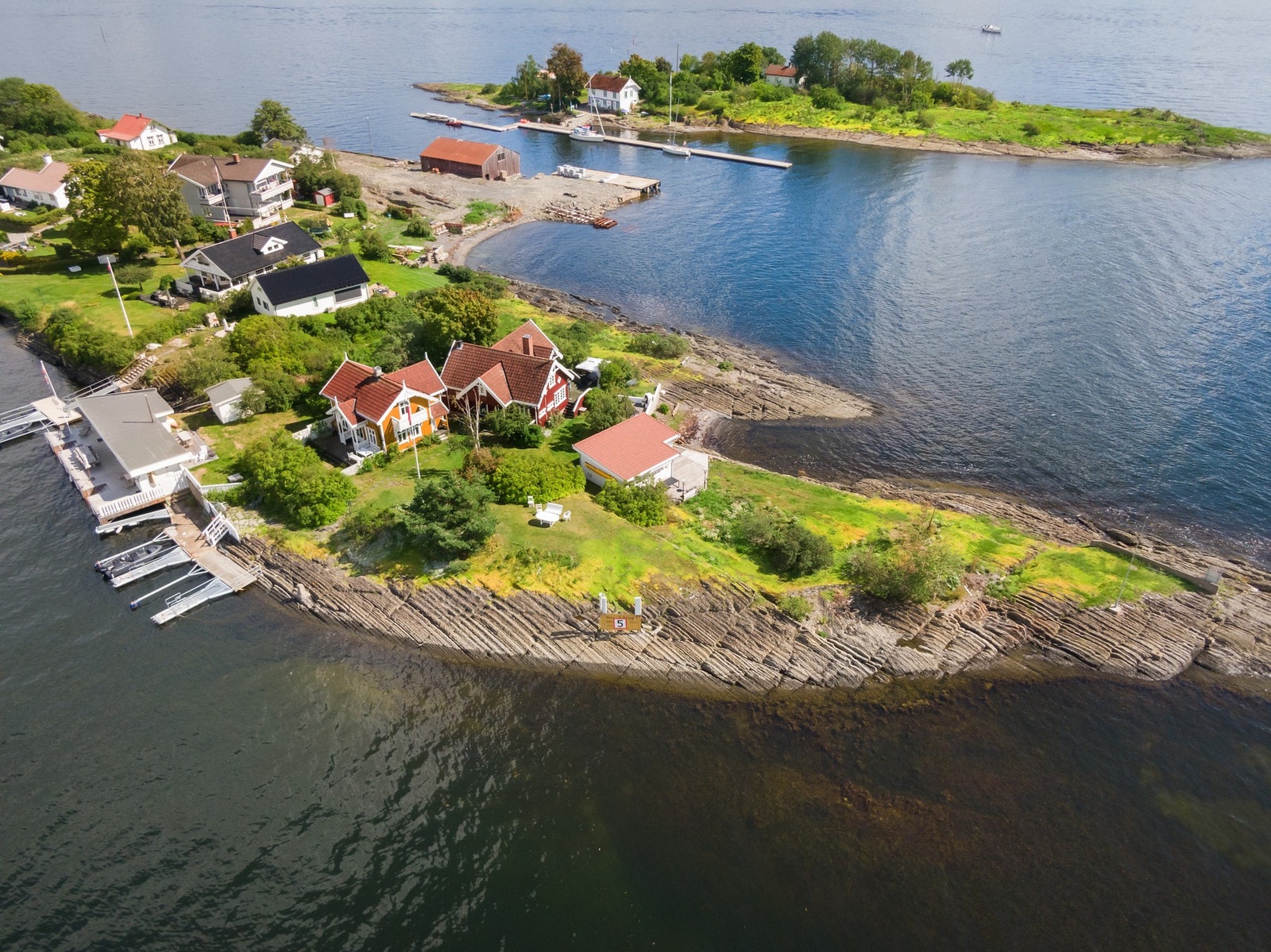5 knop i sundet Galleribilde