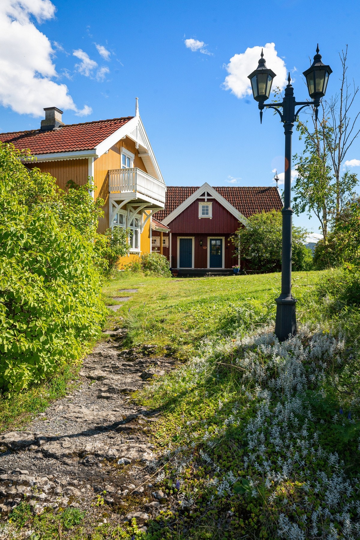 Fra bryggen mot tunet Galleribilde