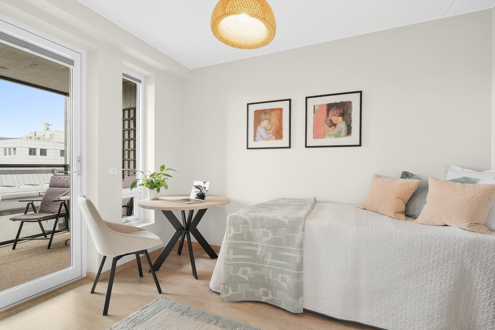Dette soverommet har også utgang til en egen balkong. Galleribilde