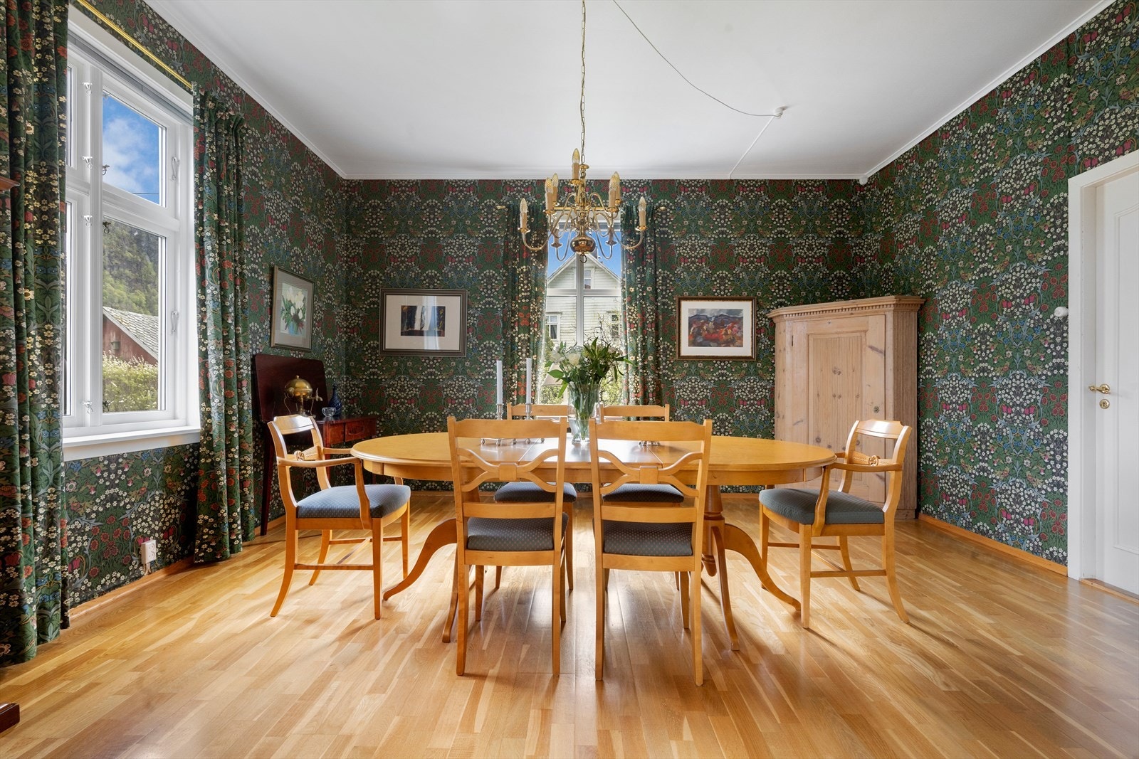 Her er det god plass til å samle venner og familie. Galleribilde