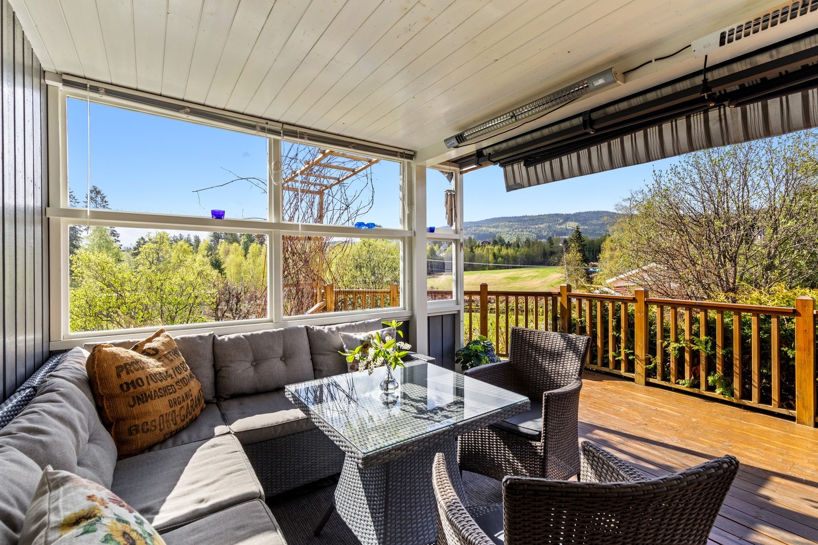 Overbygd terrasse Galleribilde