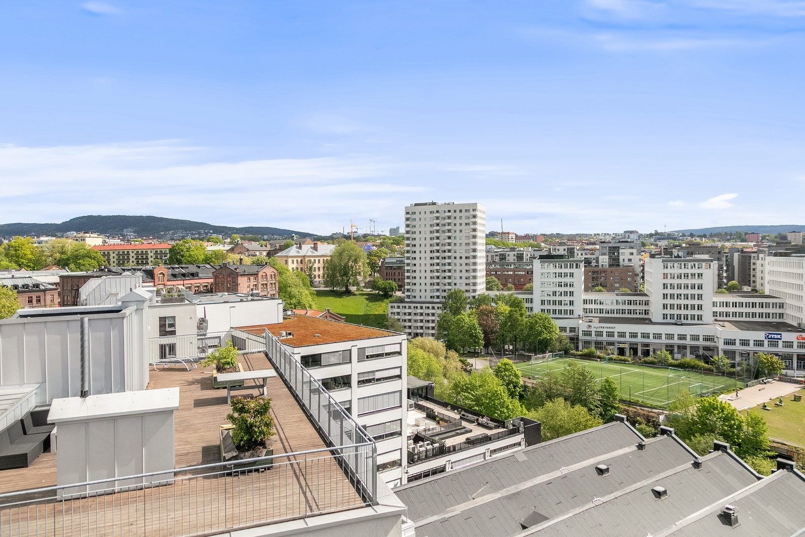 Felles takterrasse. Galleribilde