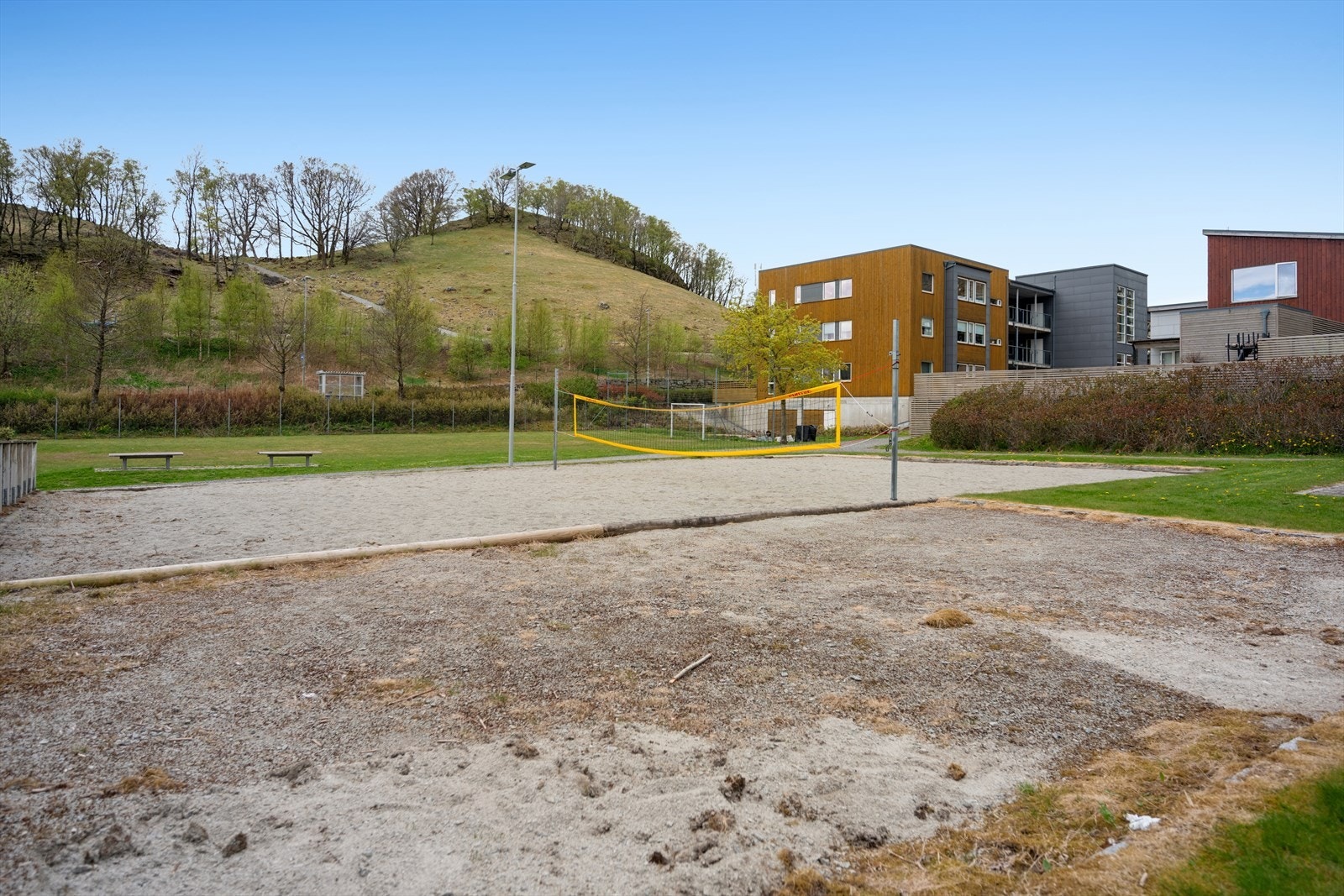 For den som er glad i tur og aktivitet, byr området på mange muligheter. Det er gangavstand til Gjesdal idrettspark med flerbrukshall, fotballbaner og volleyballbaner. Galleribilde