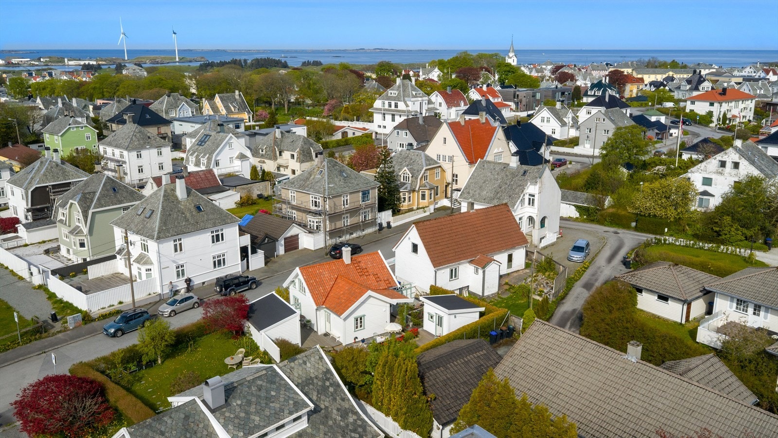 Flotmyrgata preges av ærverdig eneboligbebyggelse, noe som setter et flott preg på nærmiljøet. Galleribilde