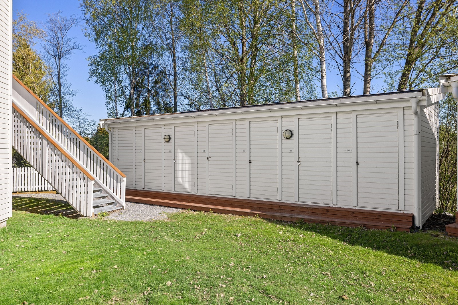 Andelen disponerer en bod på 5 m², og det er mulighet for parkeringsleie etter venteliste. Galleribilde