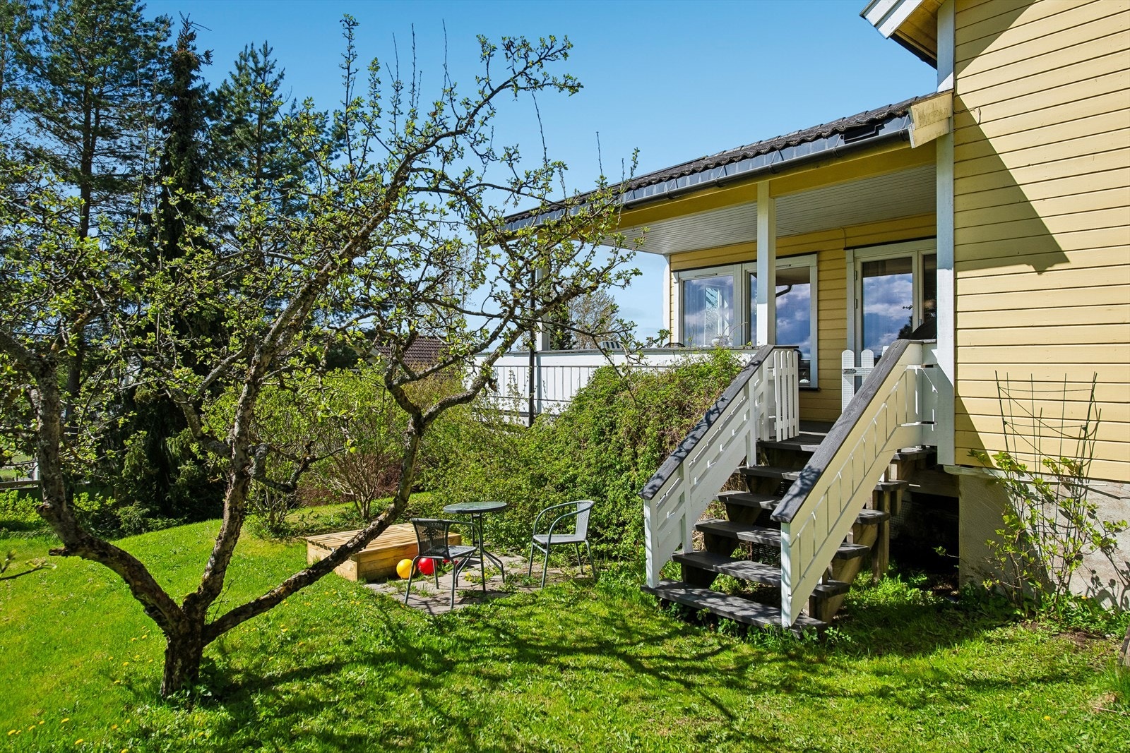Ute Galleribilde