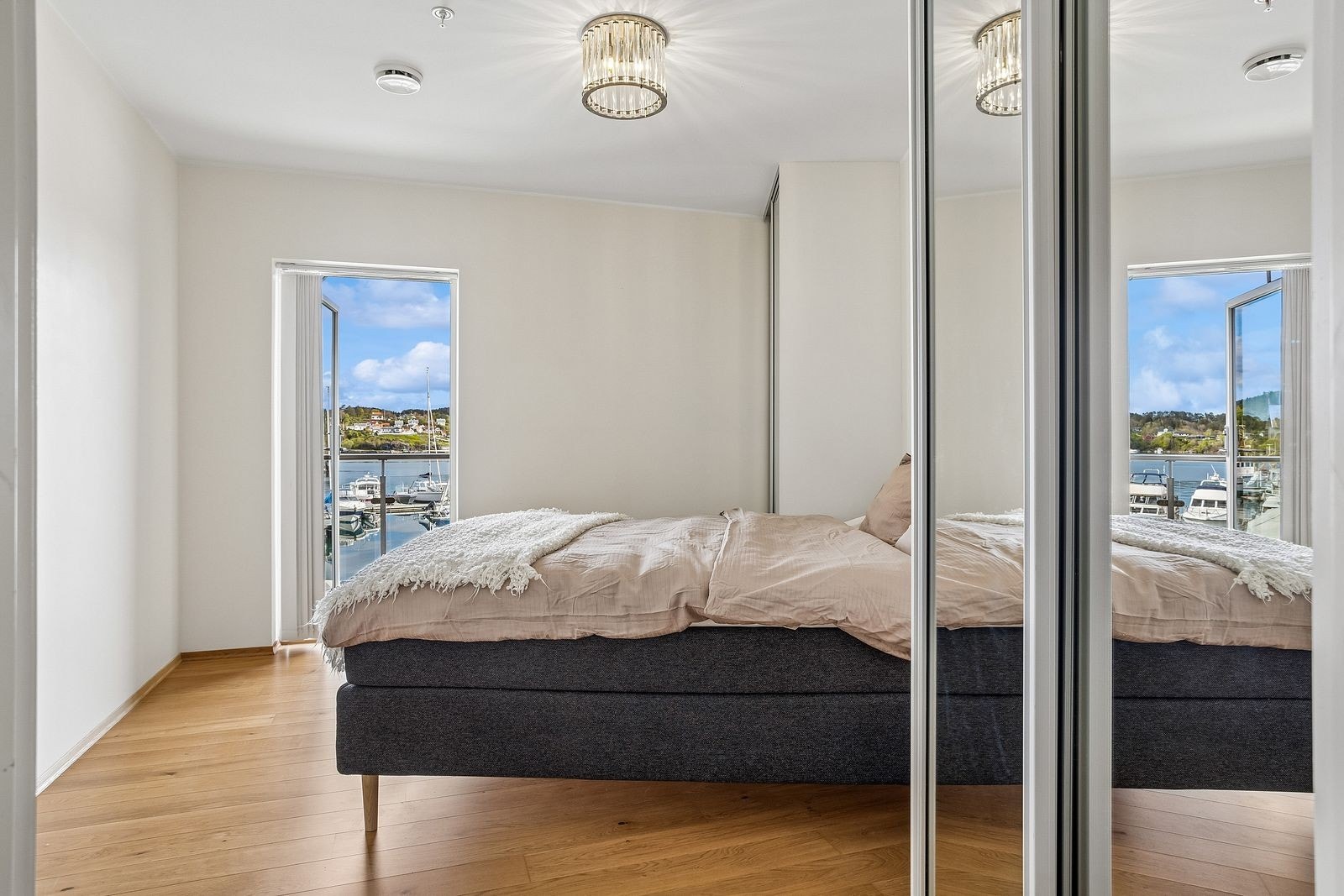 Hovedsoverom med dobbeltseng Galleribilde