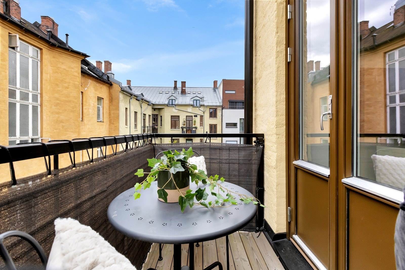 Aktiv Eiendomsmegling Grünerløkka har gleden av å presentere Nordahl Bruns gate 9! Foto: Martin Kaasa. Galleribilde