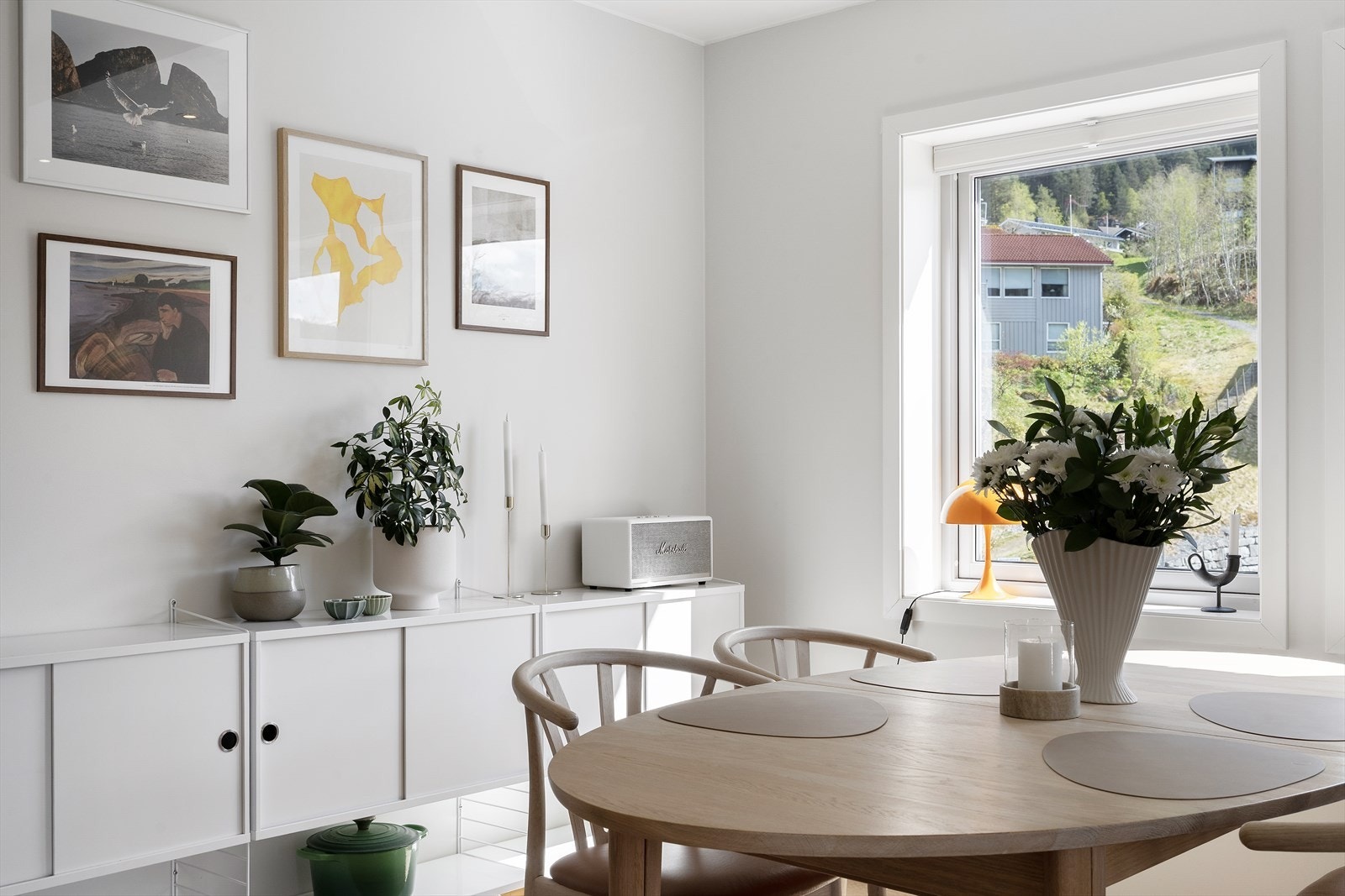 Her er det svært innbydande og triveleg å samlast. Galleribilde
