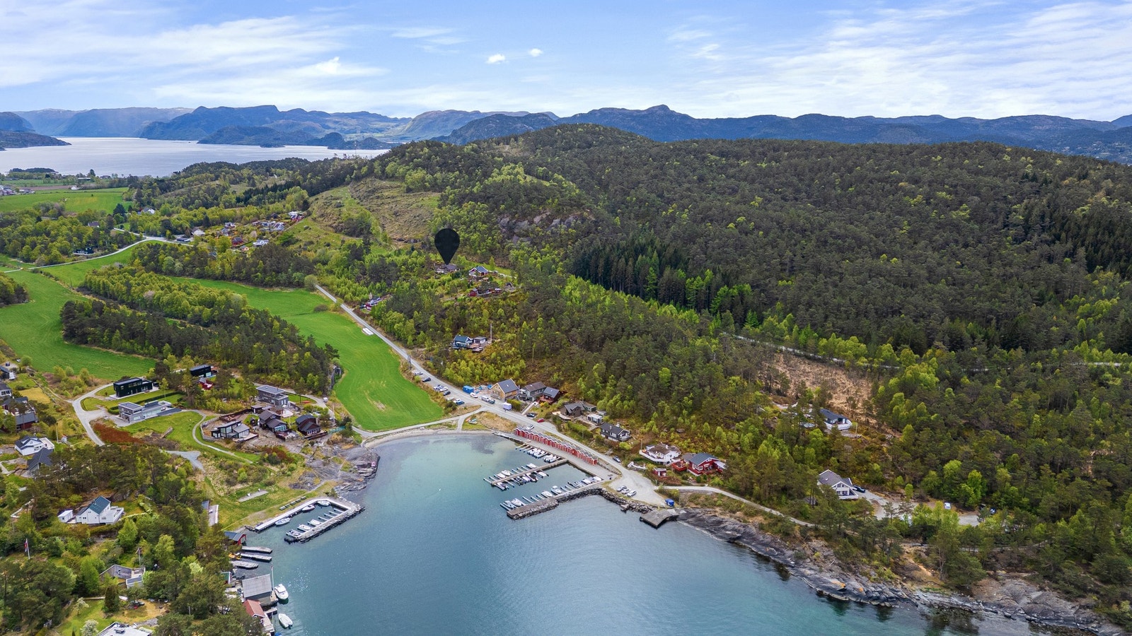 Velkommen til
Kjeksevågen 26 på Idse! Foto: Arve Gravdal. Galleribilde