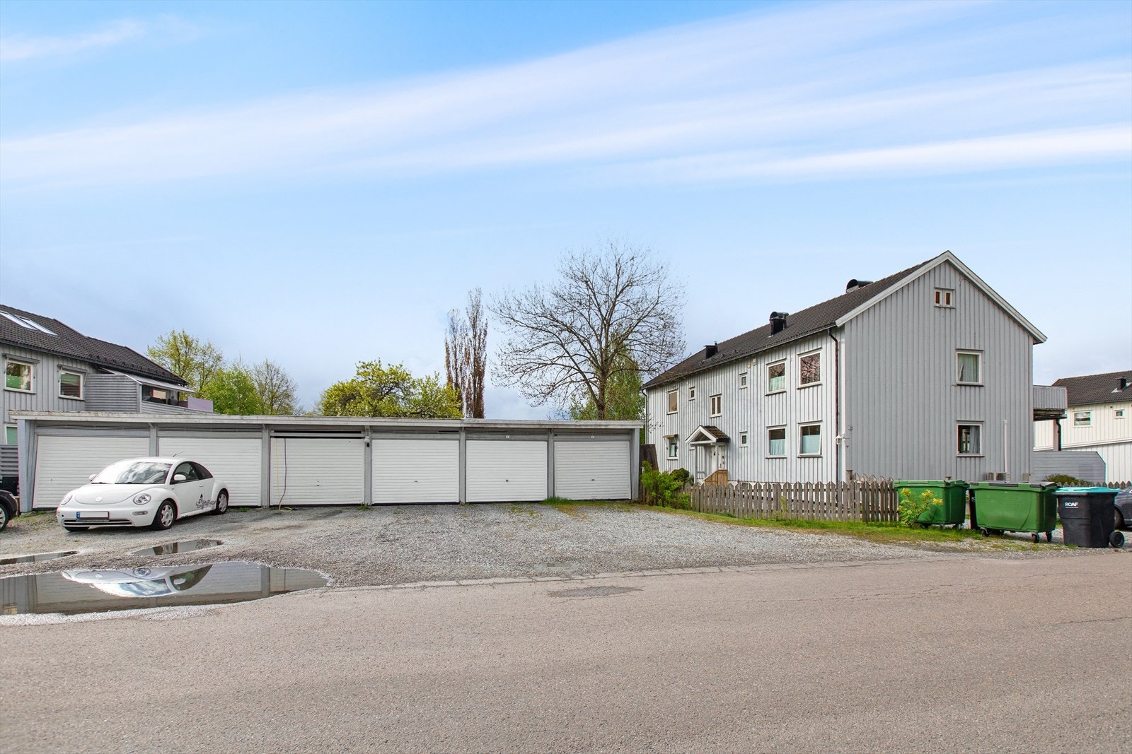 Det medfølger garasjeplass i felles rekke. Galleribilde