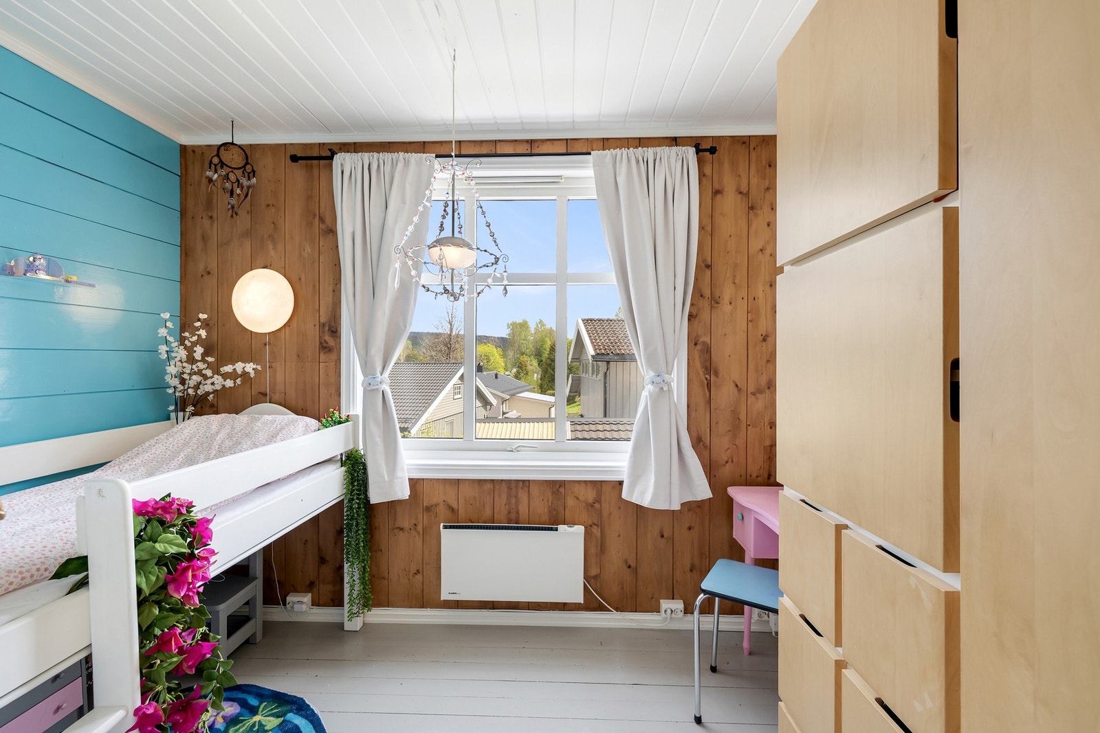 Soverom 2, loft Galleribilde