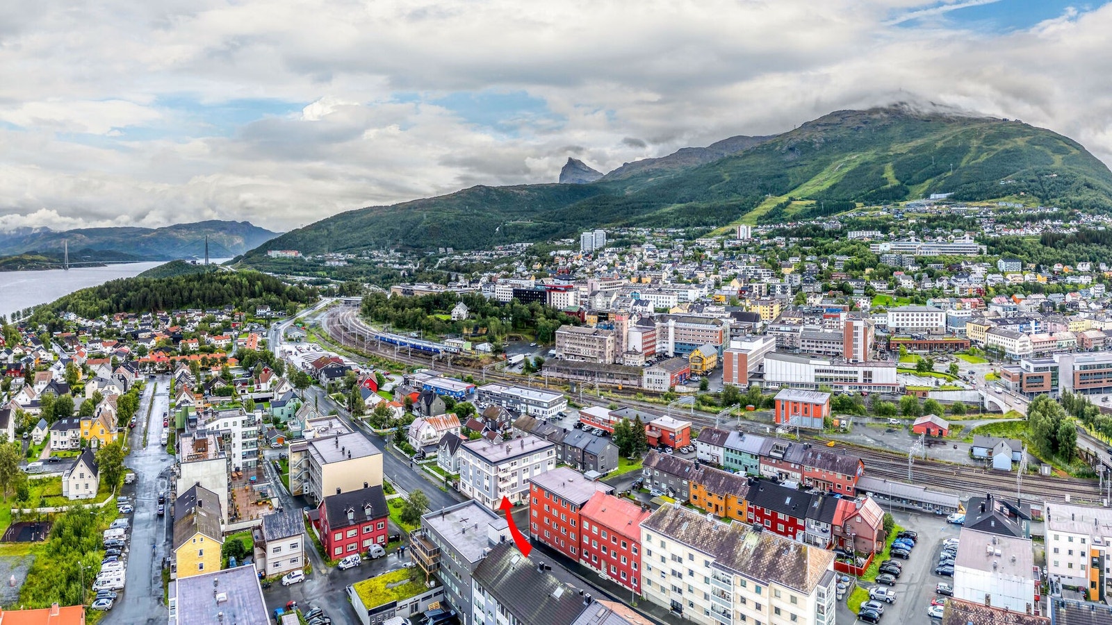 Beliggenhet i Frydenlund, med nærhet til både sentrum og naturområder. Galleribilde