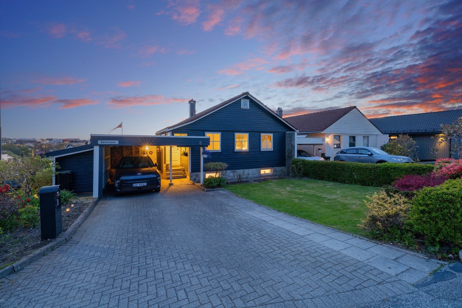 Carport sørger for komfortabel parkering året rundt Galleribilde
