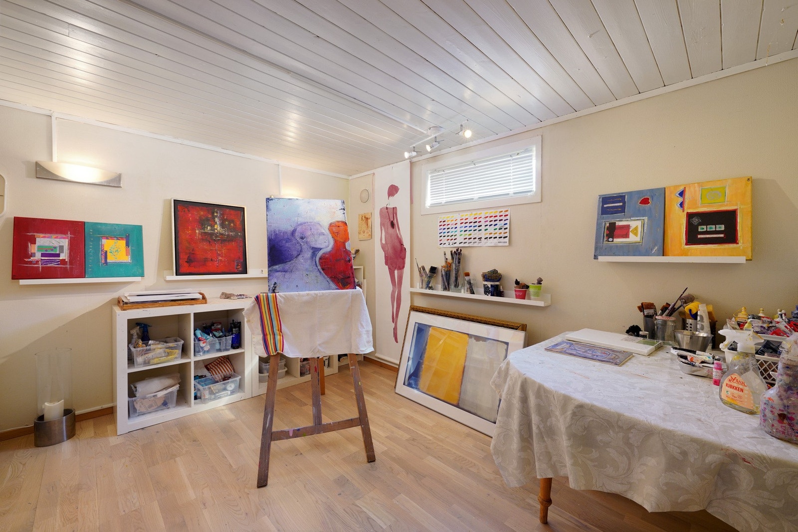 Hobbyrom/arbeidsrom Galleribilde