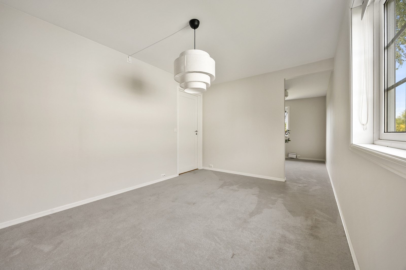Hovedsoverom med direkte tilgang til walk-in closet. Galleribilde
