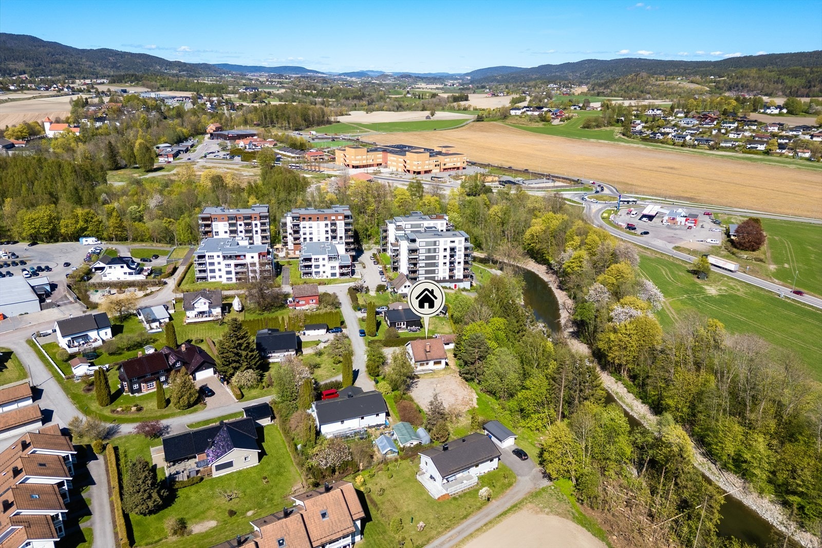 Dette er en eiendom for deg som ser muligheter og ønsker å skape ditt eget hjem. Galleribilde