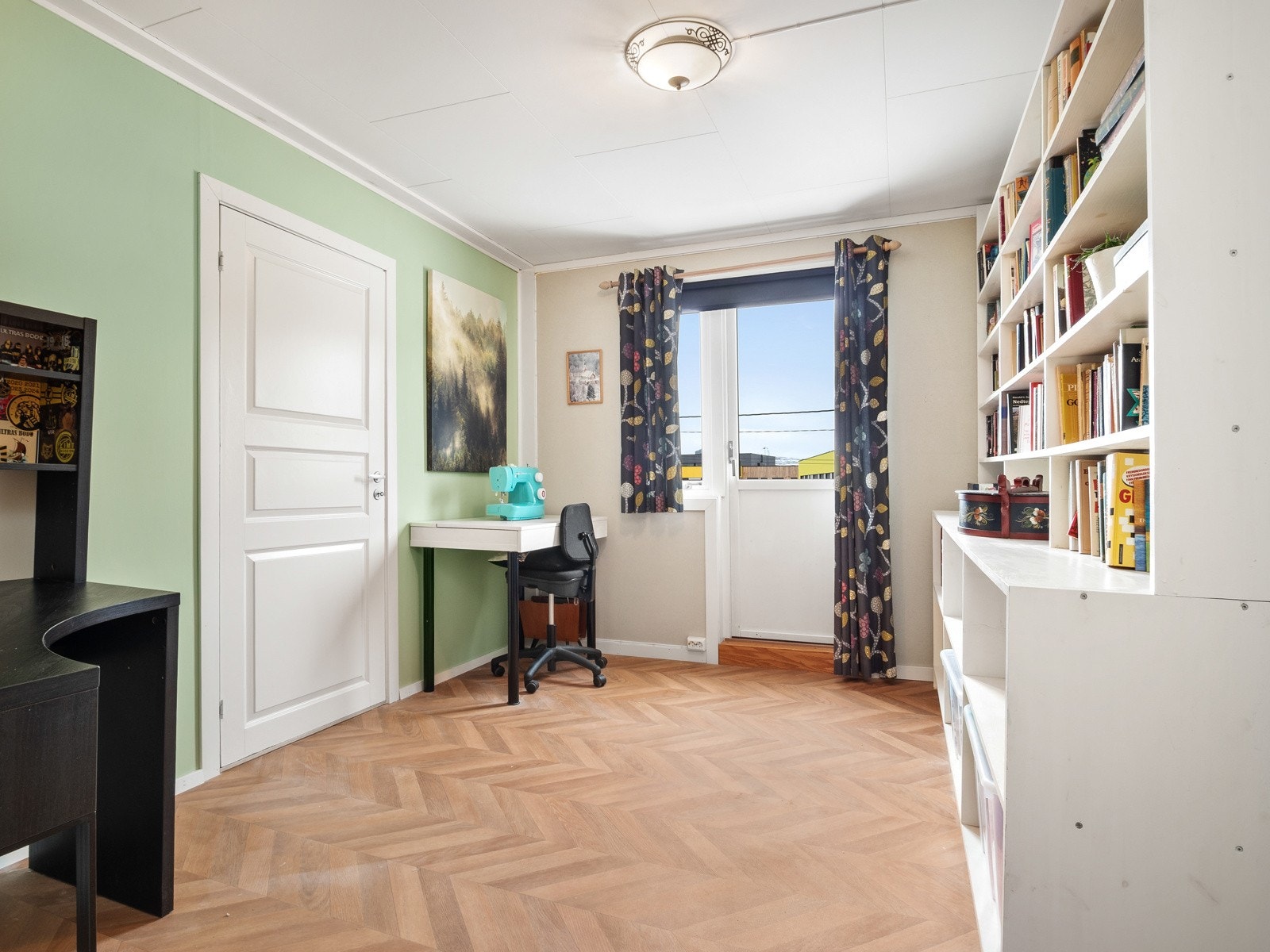 Soverom 4 brukes idag som kontor Galleribilde