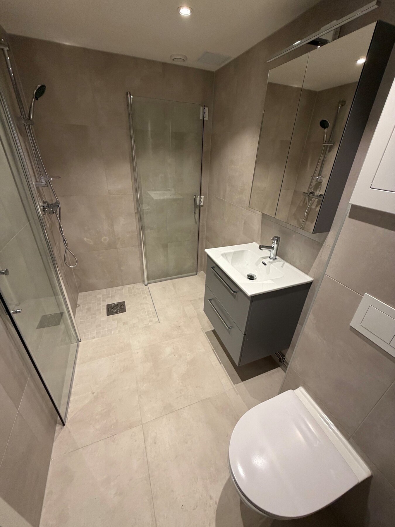 Badet er ubrukt (selgers eget bilde) Galleribilde