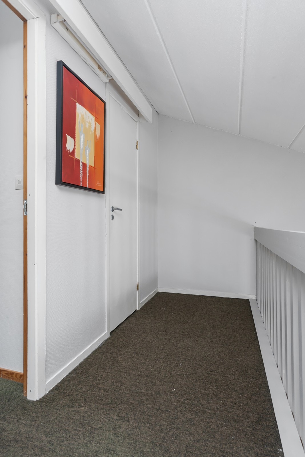 Velkommen opp på hemsen - Her er det gang og 2 soverom Galleribilde