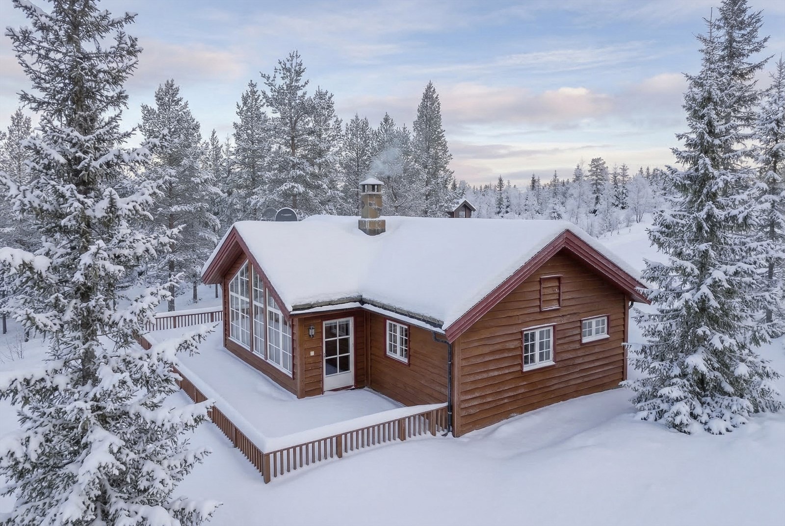 Her kan du gå på ski til Dovre om du vil! Mange legger skituren til en av de tre serveringshyttene på Hedmarksvidda. Galleribilde