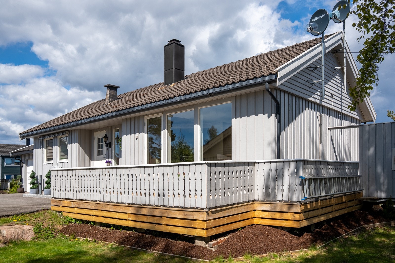 Her har du også plen hvor barna kan leke eller solforholdene nytes. Galleribilde