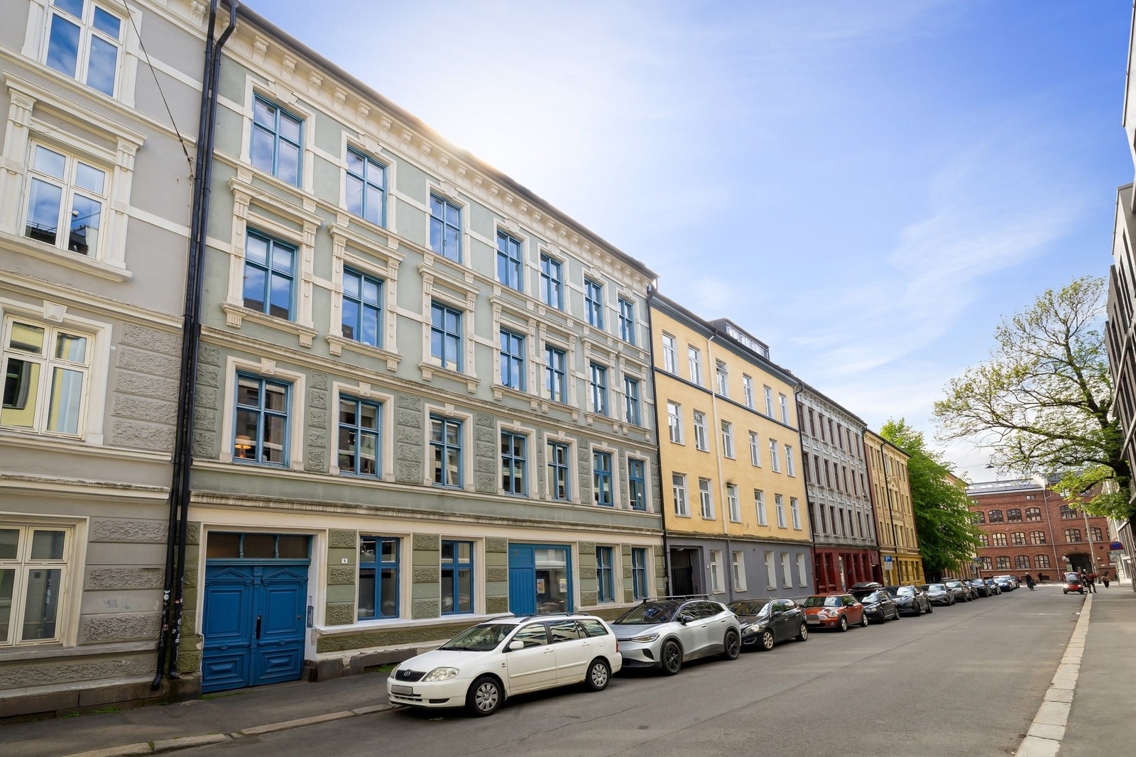 Fin klassisk bygård Galleribilde