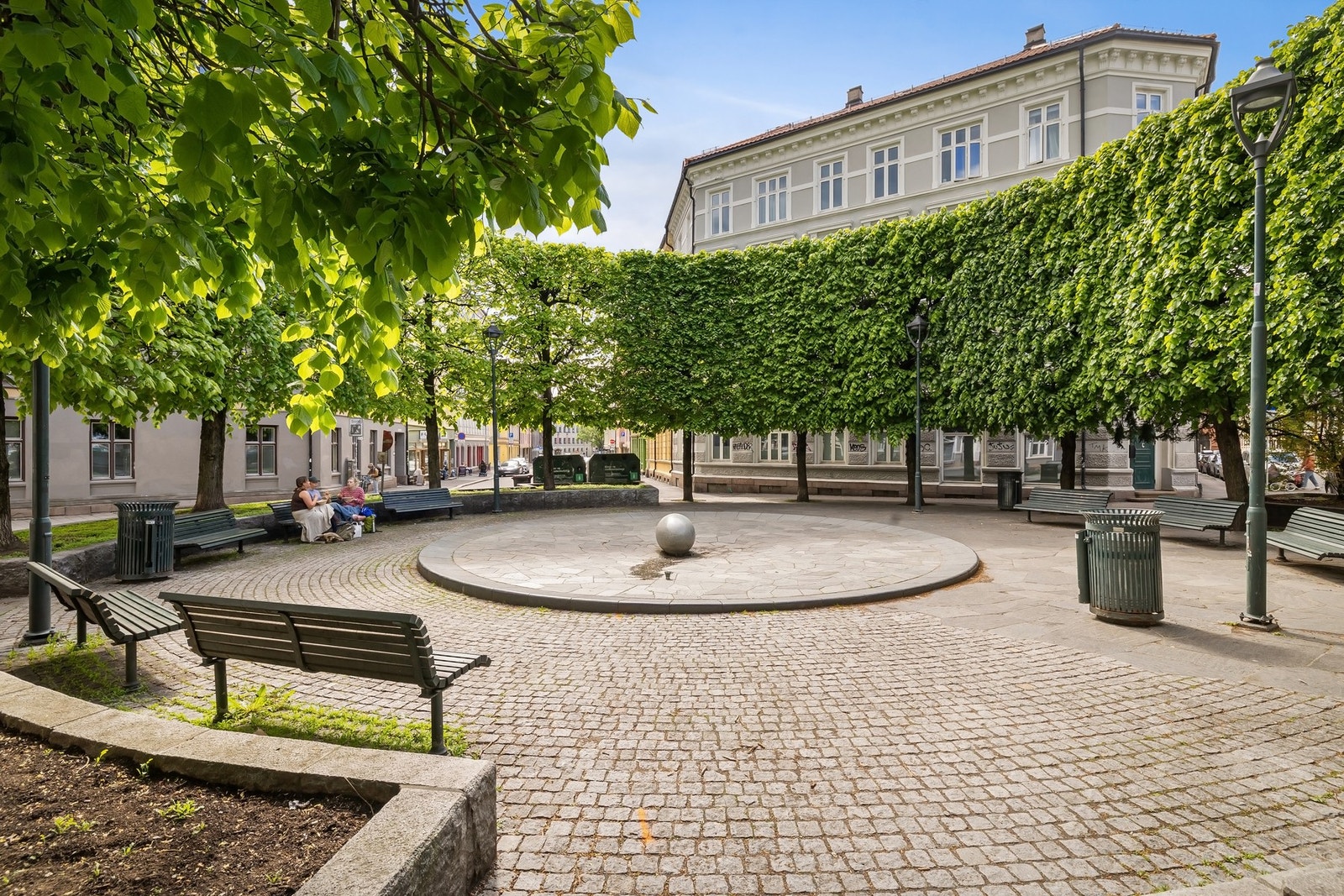 Egget, urbant og koselig nabolag Galleribilde
