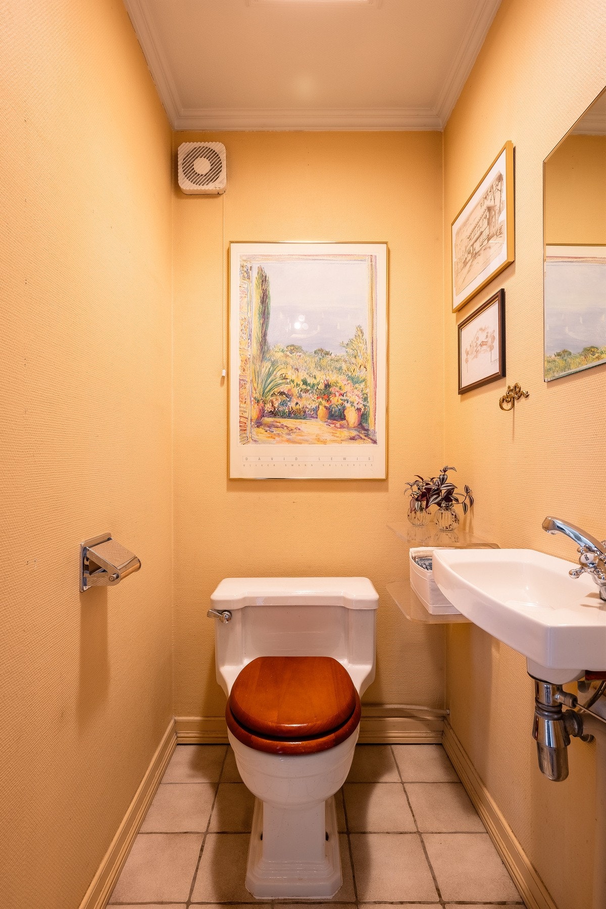 WC tilknyttet gangen i 1. etasje. Galleribilde