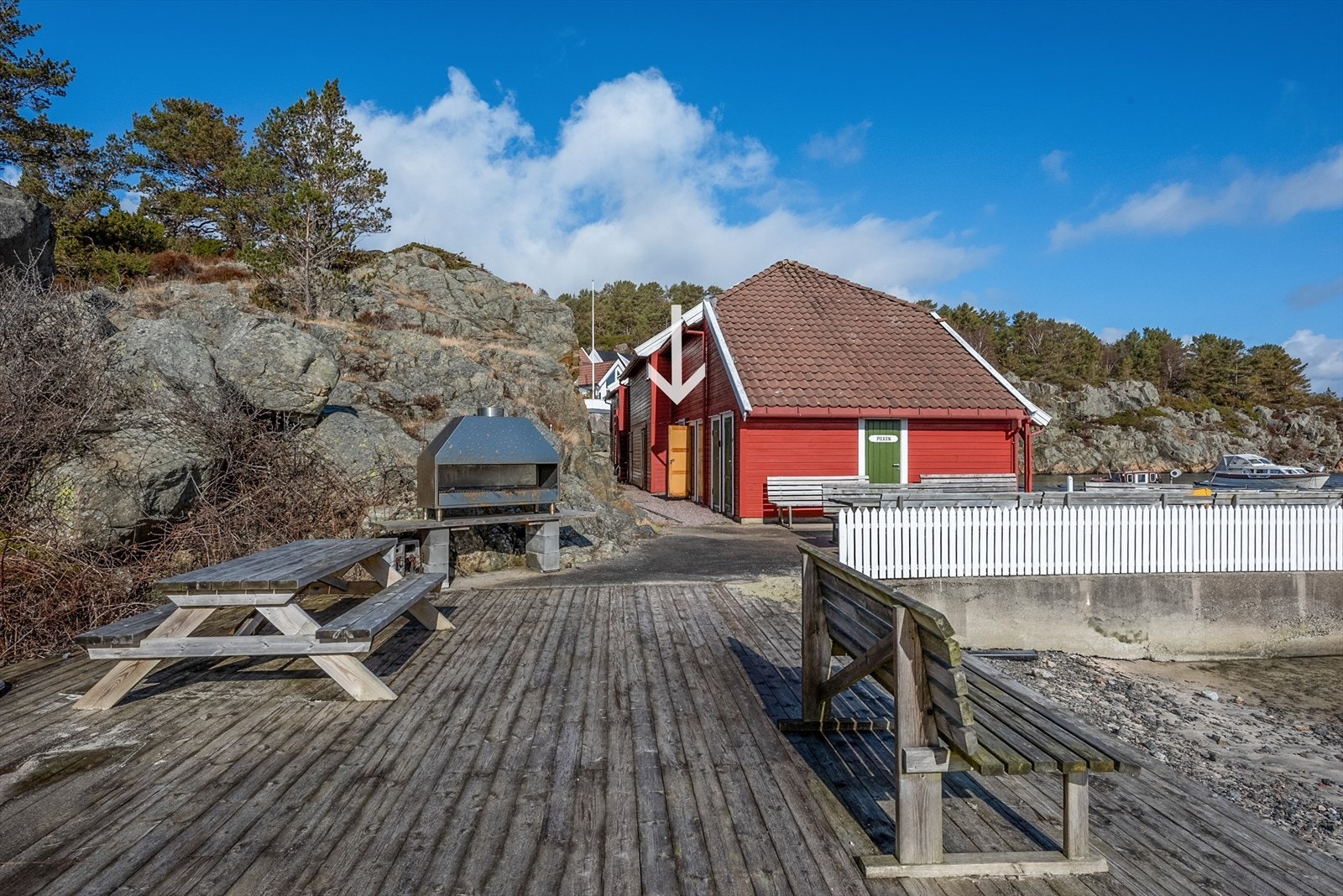 Redskapsbod i fellesanlegg medfølger Galleribilde