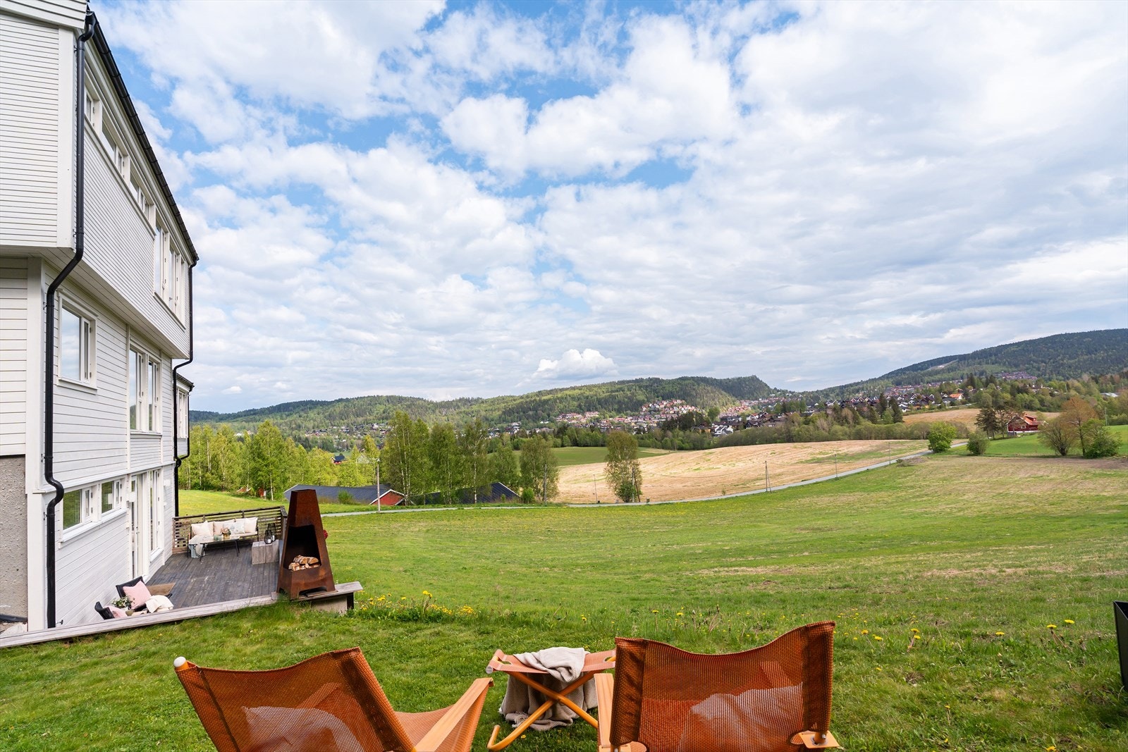 Nærmeste nabo er et stille og fredelig område. Galleribilde