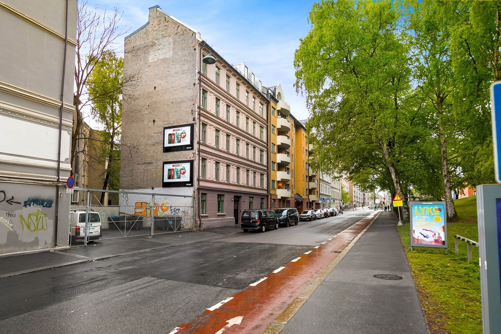 Her bor man like ved handel i Thereses Gate, grønne lunger som Stensparken og trikkeholdeplass kun 3 minutter unna. Galleribilde