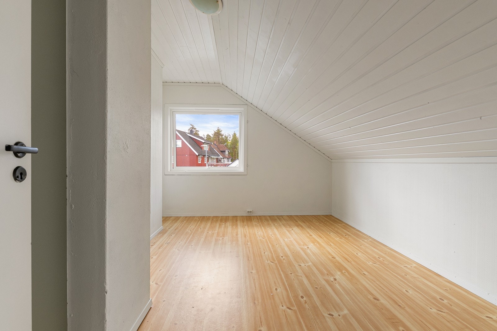 Soverom i loftsetasjen. Galleribilde